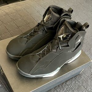 Jordan True Flight Size 13 Black/White-Black-Cool Grey 
Like New!